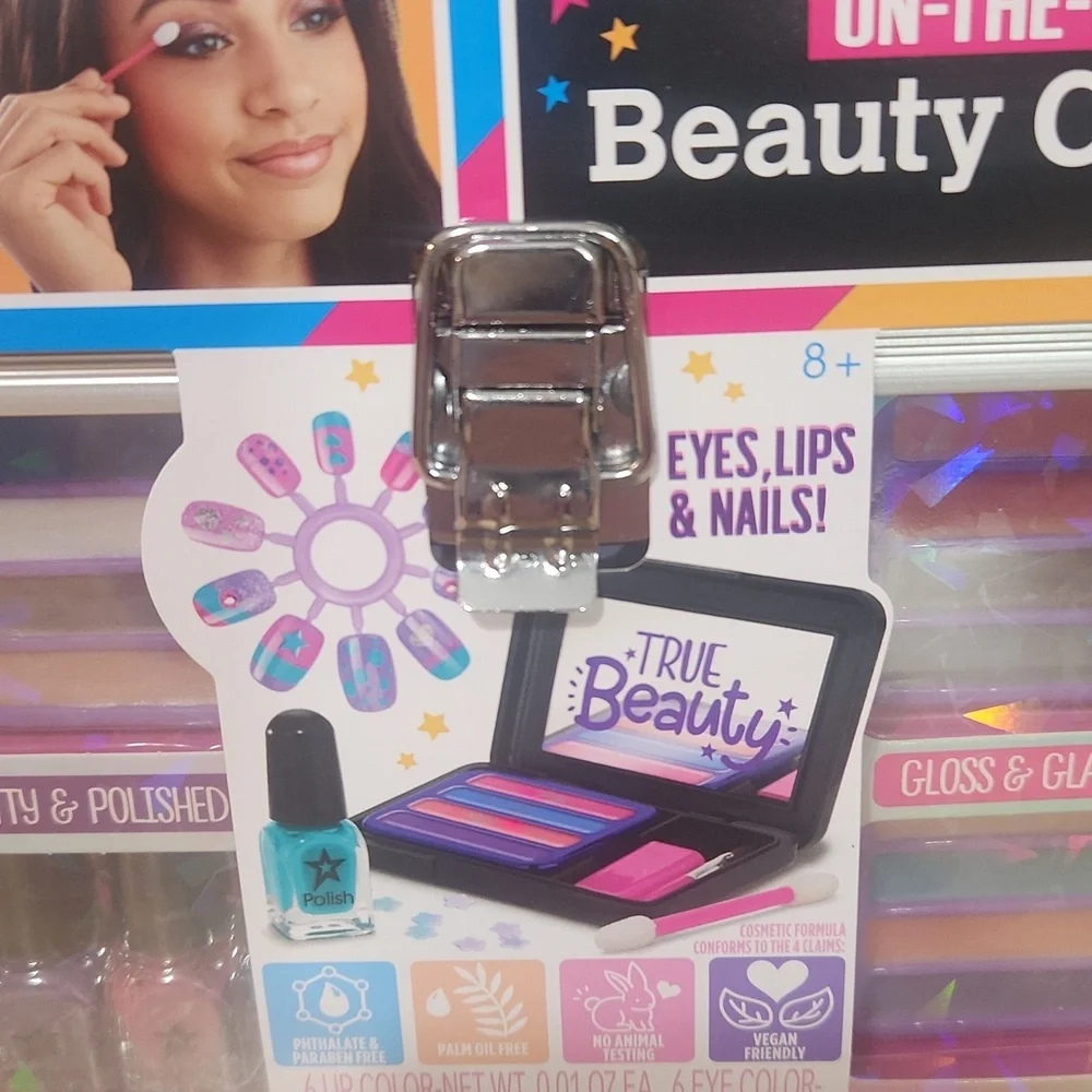 CRAZART ON-THE-GO BEAUTY CADDY